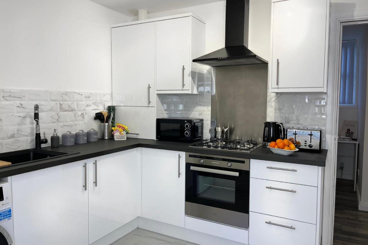 Harland View Apartment